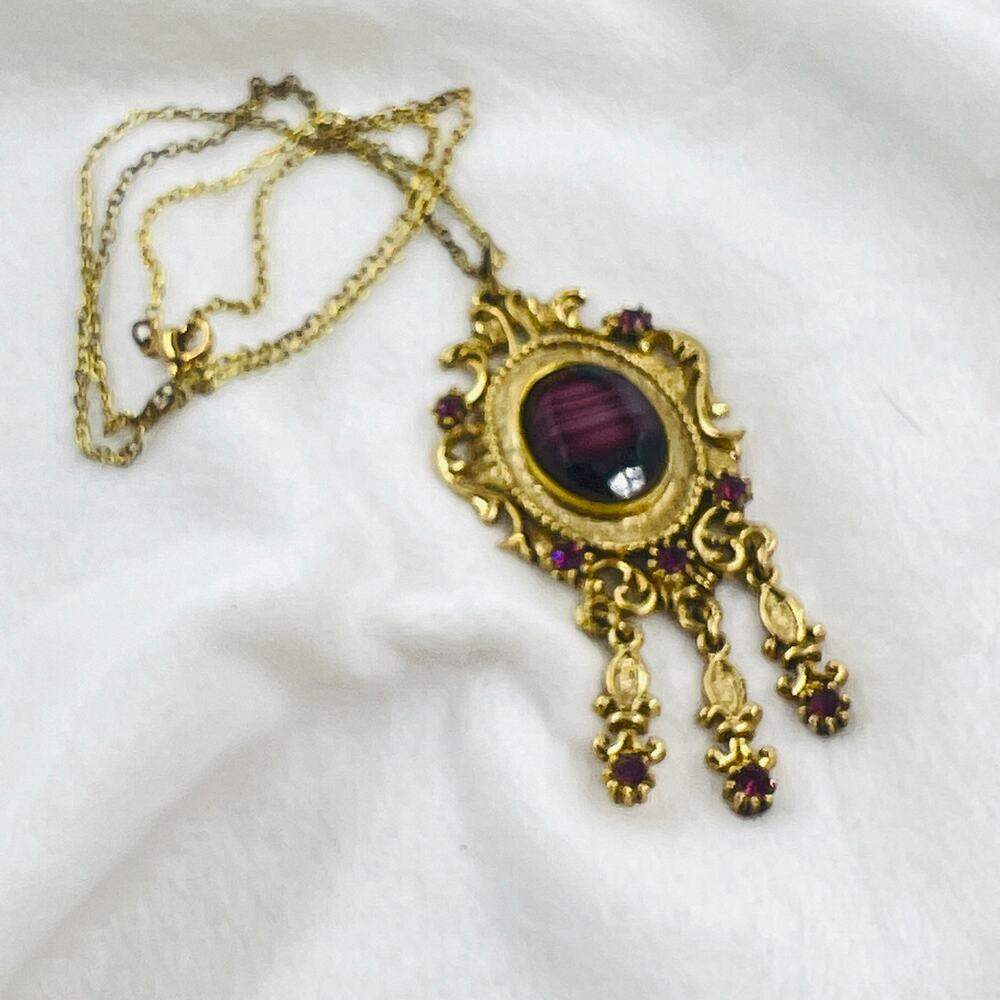 JJ Jonette Victorian Revival Pendant Necklace Purple Cabachon Gothic Romance